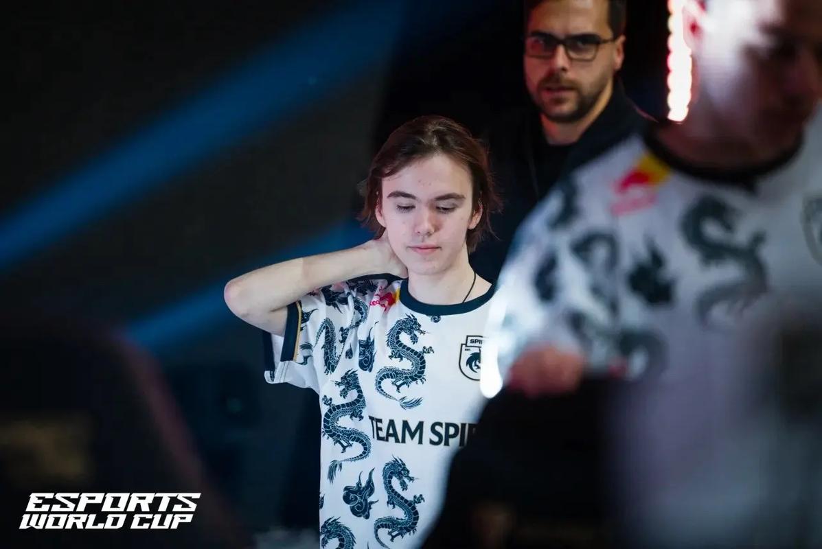 JDG官博发文祝Ruler出道八周年快乐：八载磨炼，初心常存